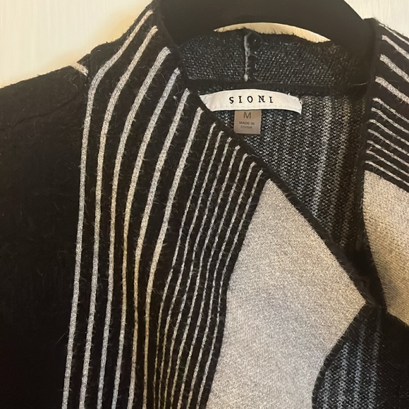 Open-Front Sioni Cardigan with Black and Gray Stripes - Picture 7 of 7
